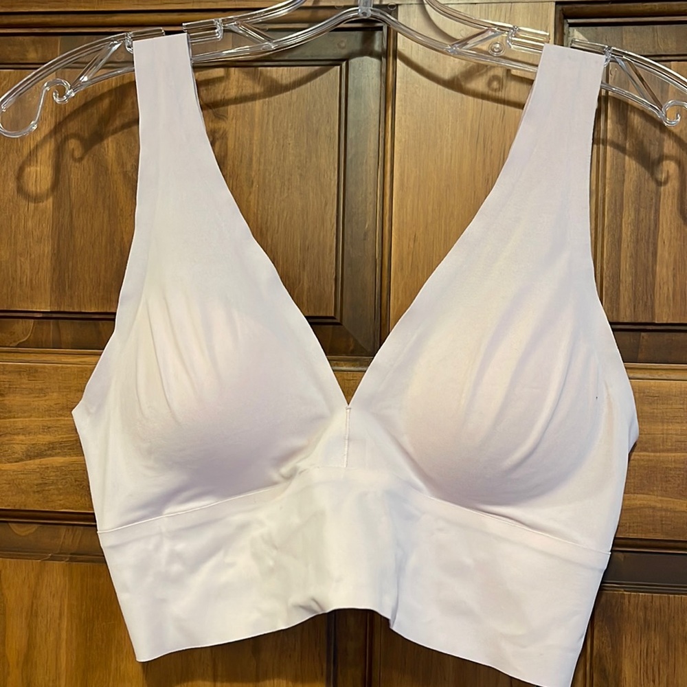 True bra size small excellent condition includes pads Pink